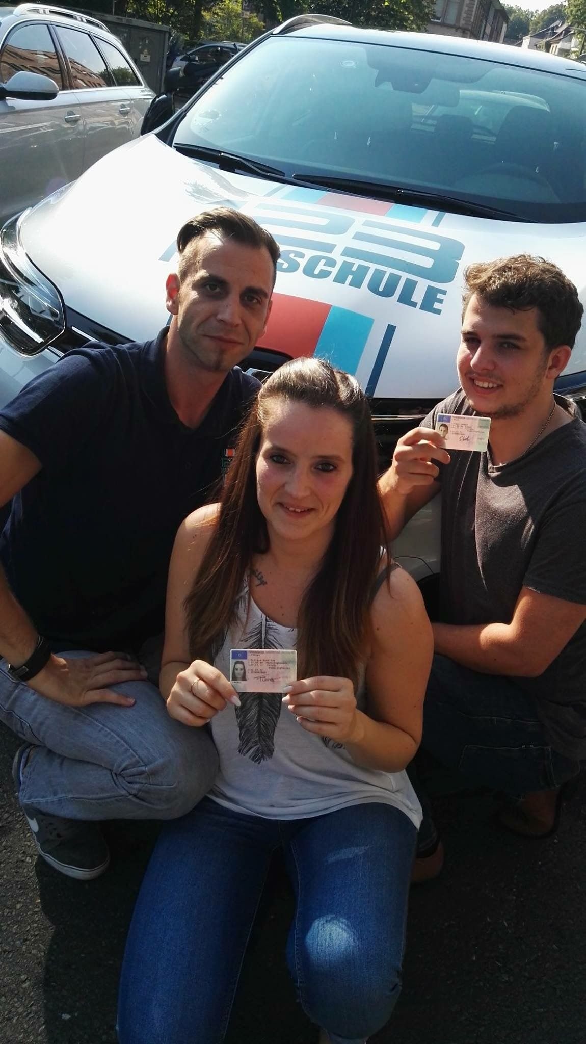 Cliente felice con patente